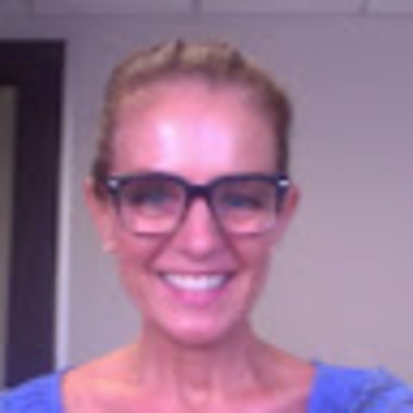 Meet your Posher, Whitney - Picture 1 of 1